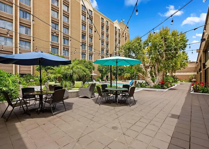 Doubletree By Hilton Whittier
